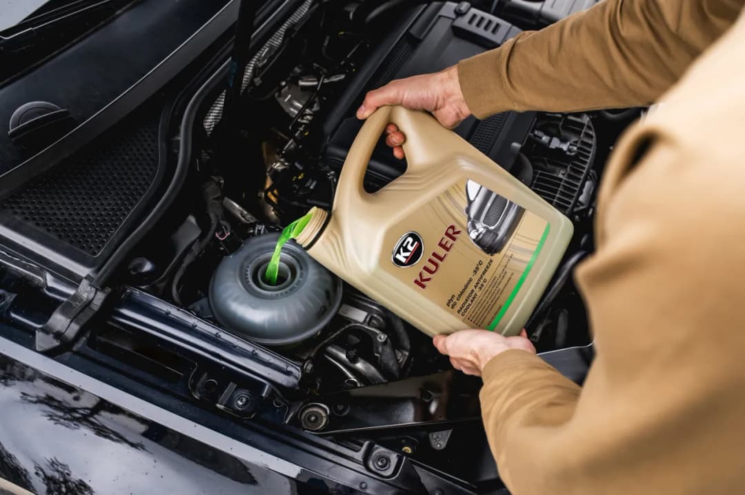 Ile płynu do chłodnicy wlać, aby uniknąć przegrzania silnika?