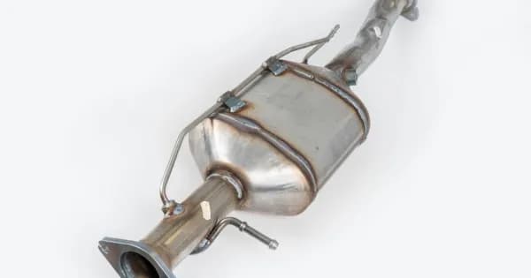 Czy wycięcie DPF jest legalne? Dowiedz się o ryzyku i konsekwencjach